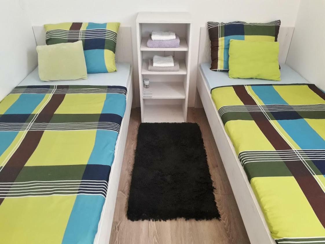 Appartement Luciana à Povljana Extérieur photo