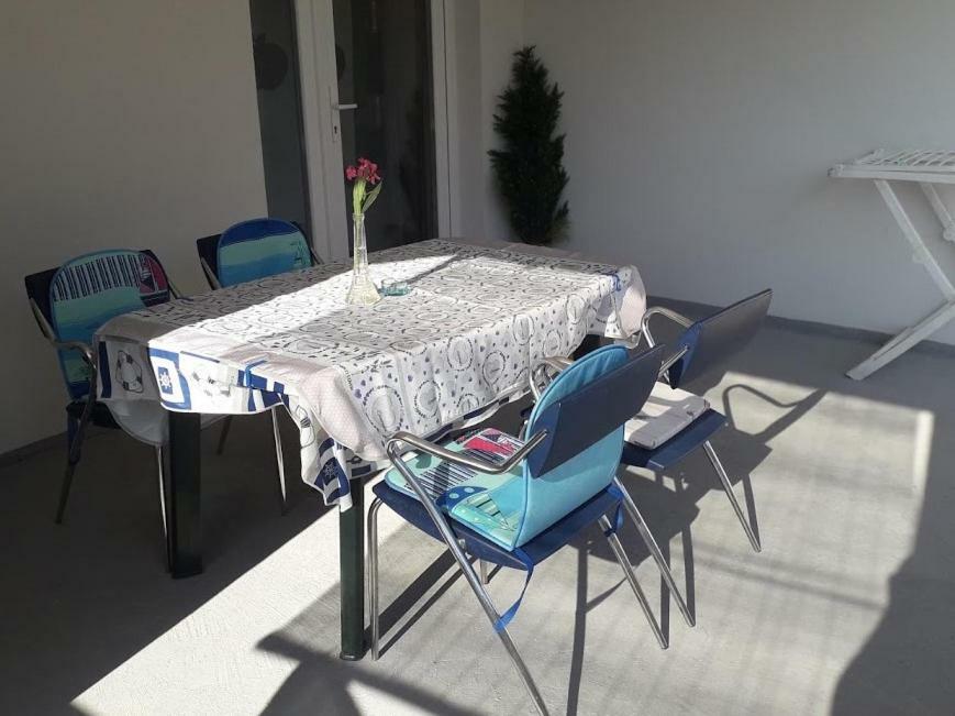 Appartement Luciana à Povljana Extérieur photo